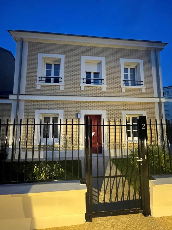 Superbe Villa Au Pied De Disneyland Et Val D'Europe Serris Exteriér fotografie